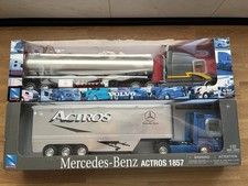 Mercedes-Benz Actros 1:32  und