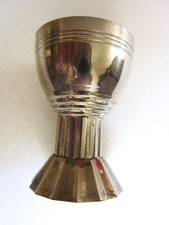 Alter Eierbecher aus Metall -