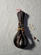 Dunkelleder Unterschwanz