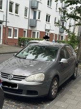 Volkswagen Golf 5 Modellauto 4 Türen 1:43 AUTOart Silber