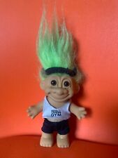 Vintage Russ grünes Haar Troll Puppe im Troll Fitnessstudio Training Übung Outfit