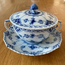 Suppentasse Nr. 1228 - Royal Copenhagen Musselmalet Vollspitze