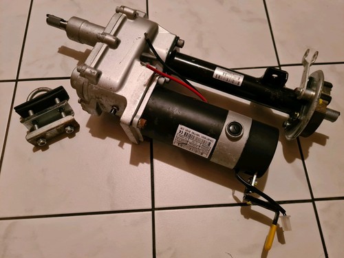 Antriebsmotor für - ,