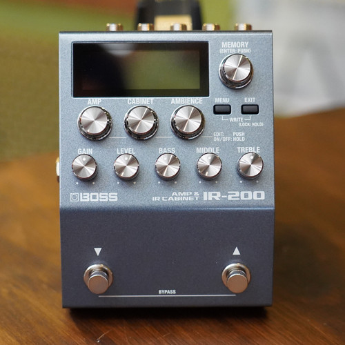 Boss 200 amp cabinet - ir-200, amp&cabinet