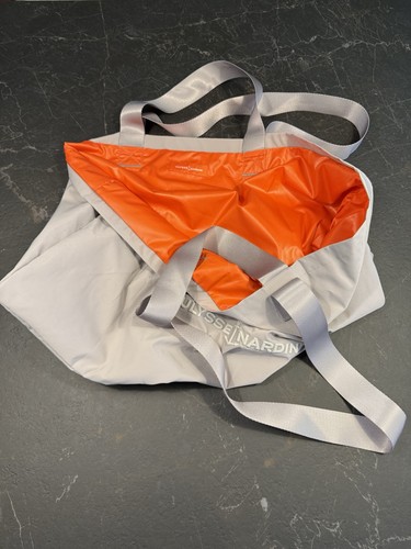 Tasche der uhrenmarke ulysse - der,