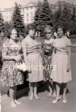 Original  Foto /Vintage . 4 Junge Hübsche Frauen ca 1960  .  ( W 1 )