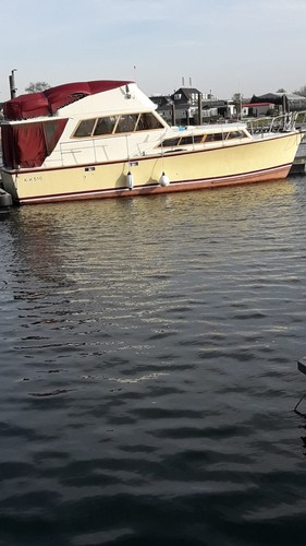 Motorboot kajütboot - motorboot,