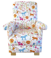 Kindersessel & Fußhocker in Jungle Boogie Stoff Kinderstuhl Pouffe Löwen