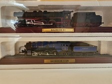 2x Dampflok Standmodell auf