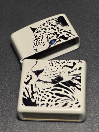 Zippo jaguar blue eyes - jaguar,