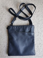 Lloyd Baker London * Handtasche Crossbody * Echtleder Marineblau * Umhängetasche