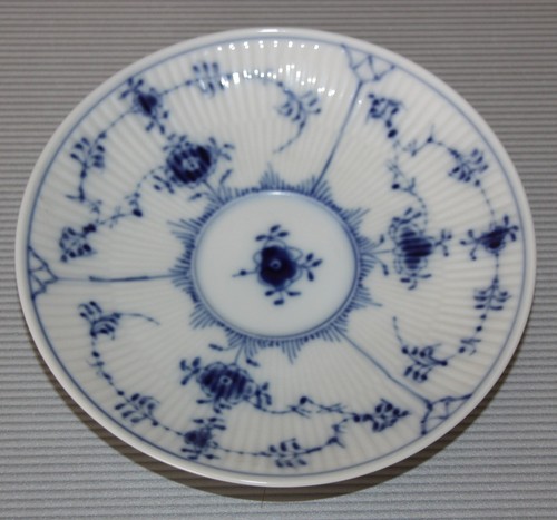Royal copenhagen untertasse - royal,