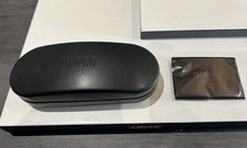 Hugo Boss - schwarzes