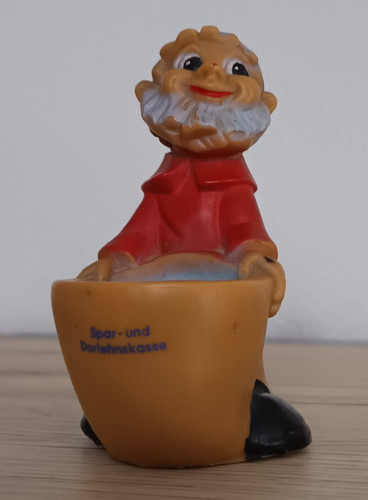 Schöne alte spardose - schöne,