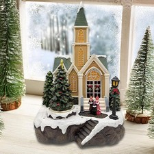 Weihnachtskirche mit Licht und