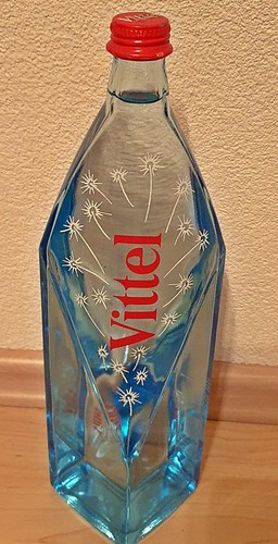 Vittel mineralwassser flasche - mineralwassser,