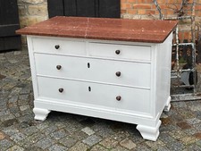 10/15/1122 weiße Kommode