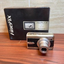 FUJIFILM FinePix F30
