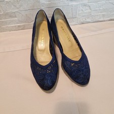 Fast neu: wunderschöne