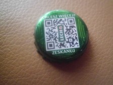 Gebrauchter, grün-weisser Kronkorken CHCESZ WIECEJ? ZESKANUJ (von Lech)