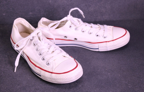 Converse sneaker chucks all - chucks,