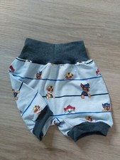 graue  kurze Pumphose, Paw