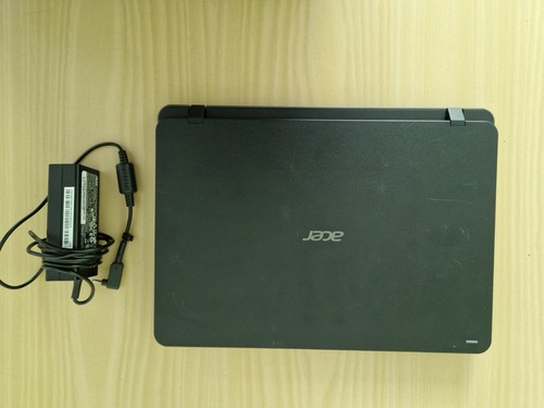 Acer travelmate b117m - b117m,, celeron