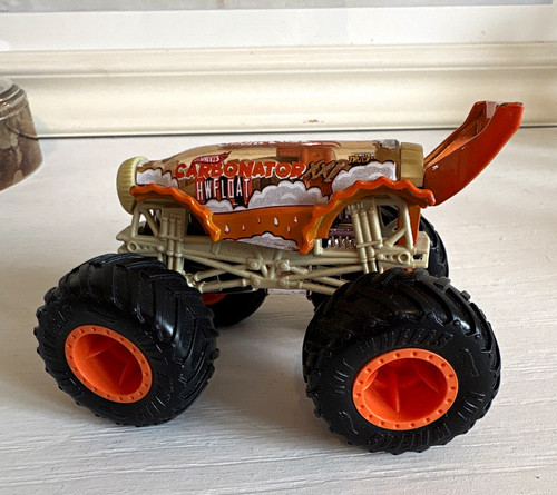 Hot wheels monstertruck - wheels,