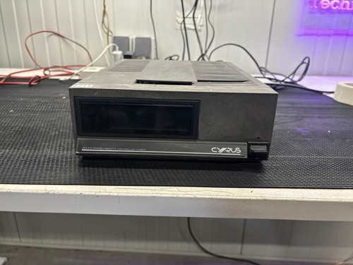 Mission cyrus stereo - am/fm,