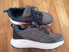 Sneaker 39 wasserfest Neu