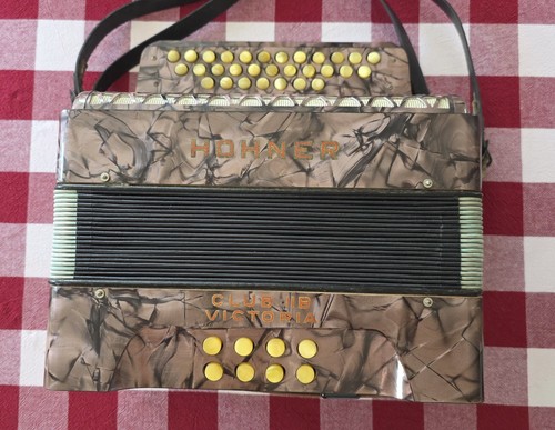 Hohner club victoria - ii, b
