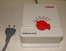Märklin 6647 Trafo/Transformator 32VA mit Klemmleiste; geprüft!