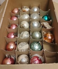 Alter Baumschmuck aus Glas - Weihnachten Kugeln - silber rosa hellblau 50er/60er