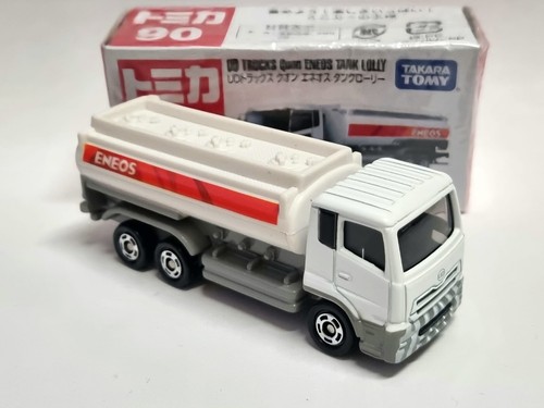 Tomica 2016 regular - nissan, ud