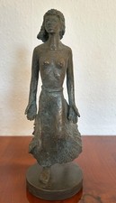 Bronzefigur Frau Tänzerin