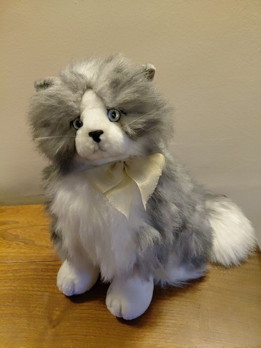 Vintage russ berrie grey - berrie, tabby
