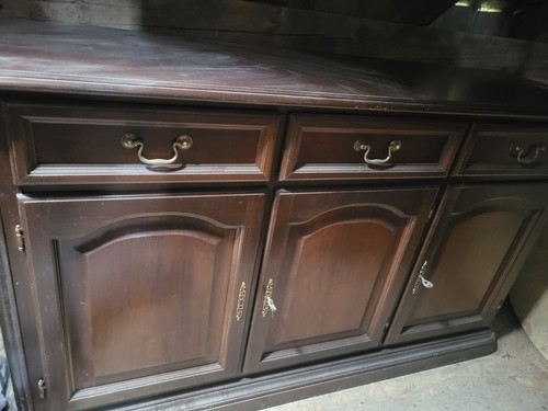 Gut erhaltenes sideboard - gut,
