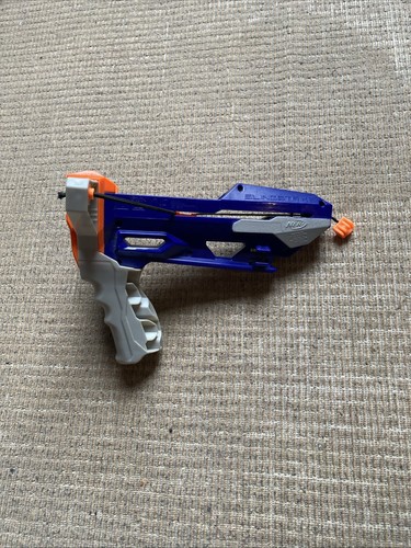 Nerf slingstrike armbrust - slingstrike,