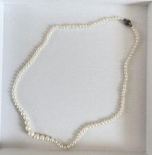 Ehinger Schwarz Perlenkette
