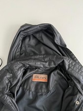 Milan Damen Jacke Gr. M schwarz mit abnehmbarer Kapuze