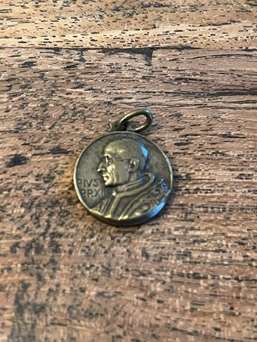 Goldfarbene pilger medaille - goldfarbene,