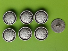 7 Metallknöpfe alt-silber wie