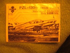 Flugzeug-Modellbausatz 1:72