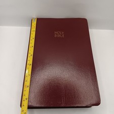 Giant Print Holy Bible KJV Thomas Nelson 2003 Red Letter Edition & Concordance