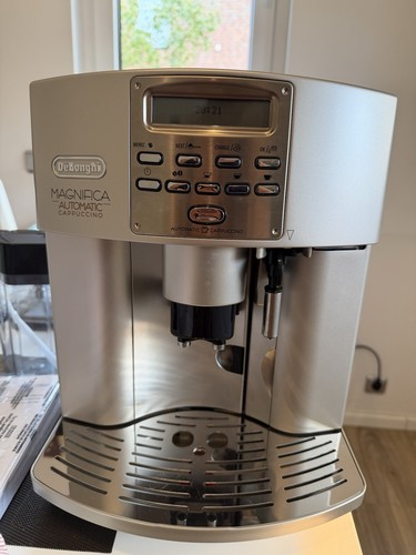Longhi magnifica - de’longhi,