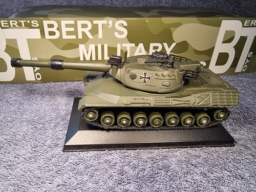 Dinky toys german leopard - dinky,