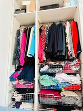 Pax Kleiderschrank 250 breit, 235 hoch, Glasschiebetüren mit viel Innenleben