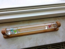  Glas Thermometer - Glaszylinder - Temperaturmesser in Wandhalterung 