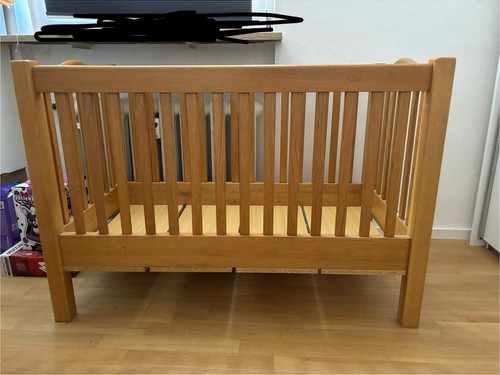 Massivholz babybett aus eiche - babybett,