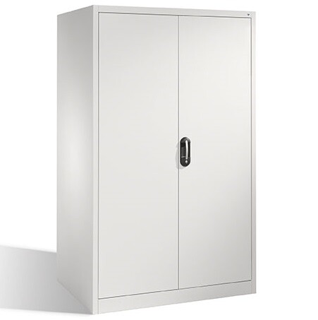 XXL-Flügeltürenschrank